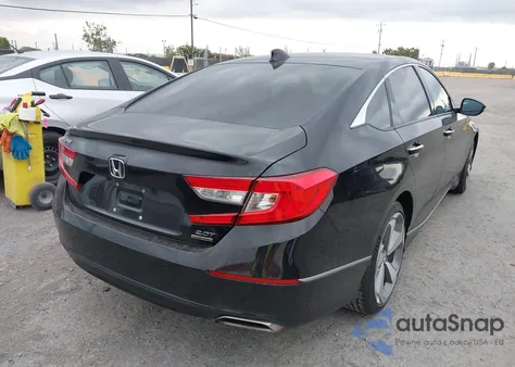 2020 Honda Accord Touring z USA, uszkodzony, nr VIN 1HGCV2F94LA008442